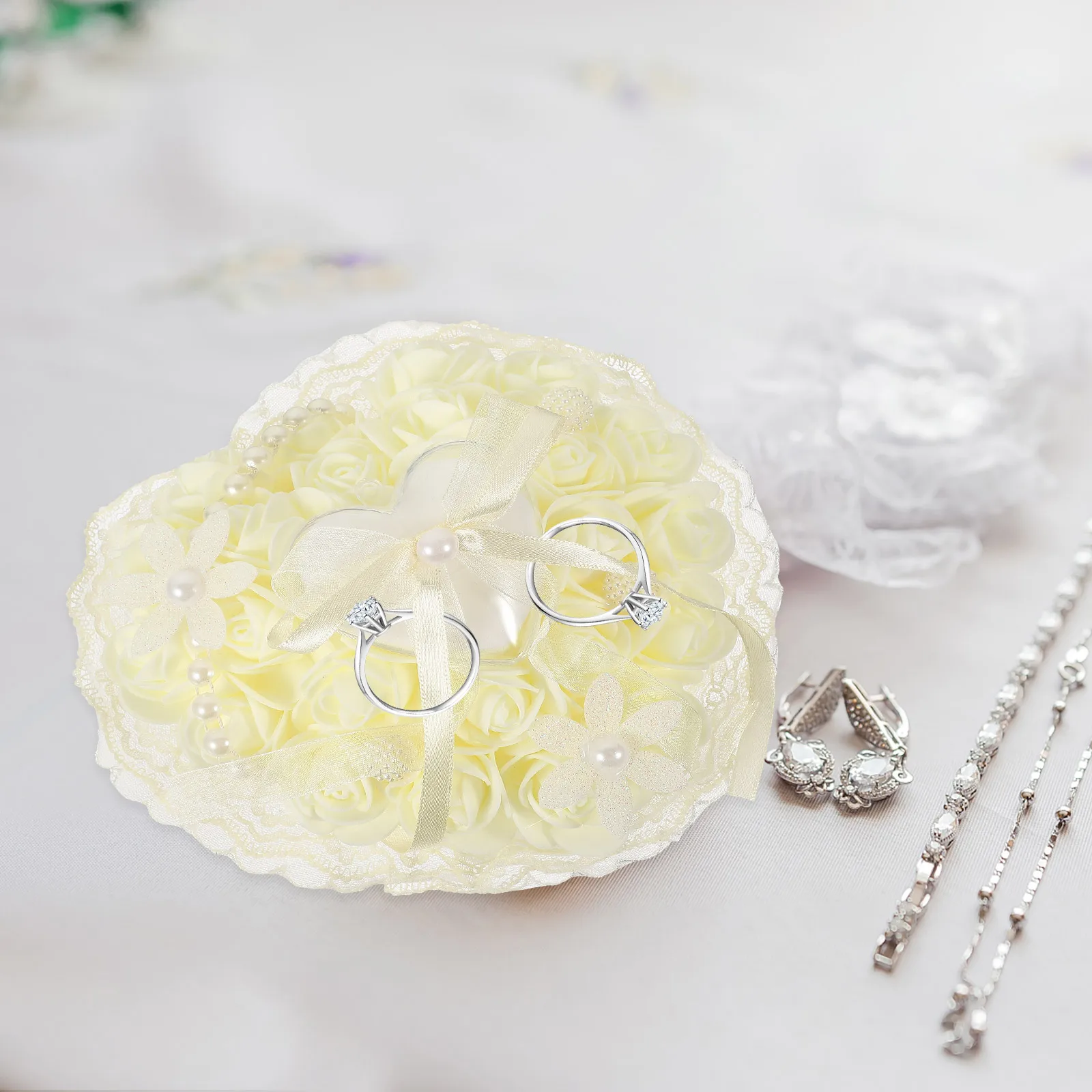 

Lace Heart Pillow for Wedding Party Bride Groom Ring Pillows For Wedding Engagement Proposal Valentine Dating Supplies