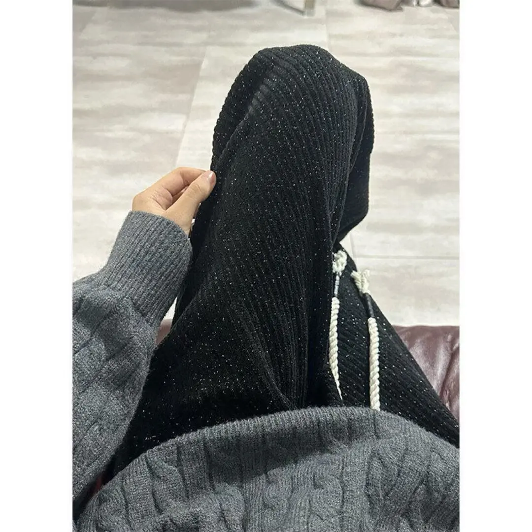 Męskie spodnie w retro paski, popularne na wiosnę i lato, emanujące luksusowym wyglądem i o wyrafinowanym, męskim stylu. Luźne s