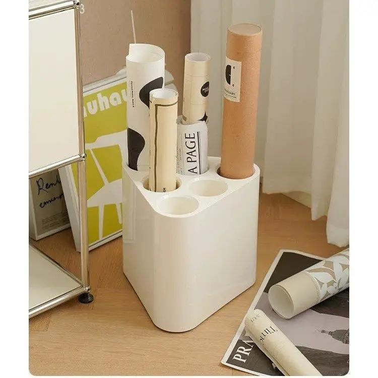 Coffee shop storage and finishing triangle, porous umbrella bucket creative door household umbrella holder