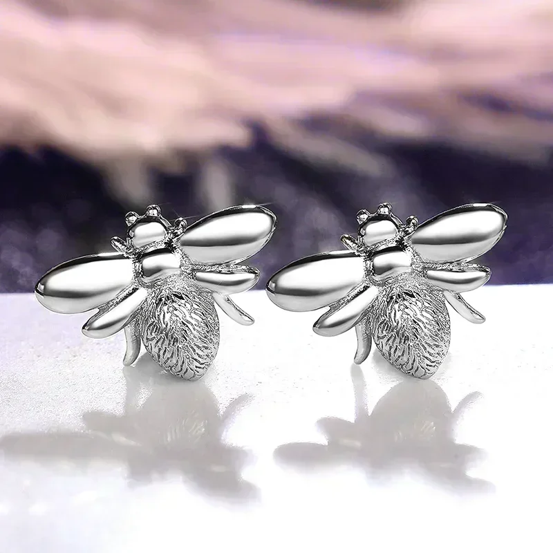 2025 Creative Bee Stud Earrings for Girls Simple Stylish Animal Party Daily Wear Fashion Versatile Women Jewelry 2025
