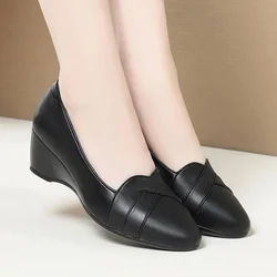 Moda donna dolce canapa di alta qualità primavera slip on antiscivolo scarpe con zeppa scarpe casual nere da donna Sapatos Femininas F101