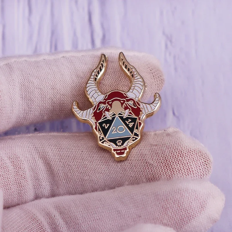 Dungeons Dragon D20 Enamel Pin Brooch Badge Fashion Jewelry Nerdy Gift