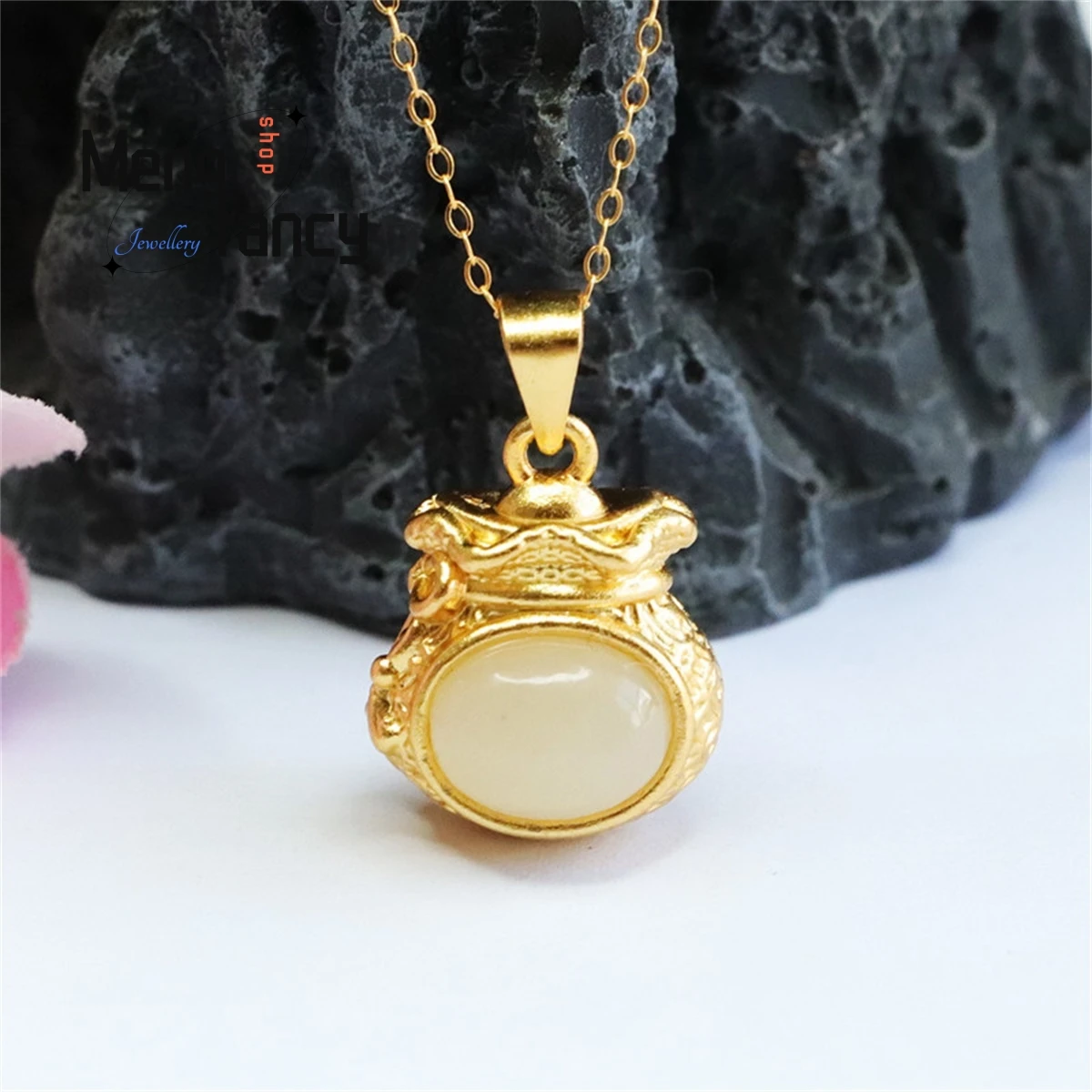 

Natural S925 Silver Inlaid Hetian White Jade Lucky Bag Necklace Simple Personality Fashion Light Luxury Noble Women Fine Jewelry