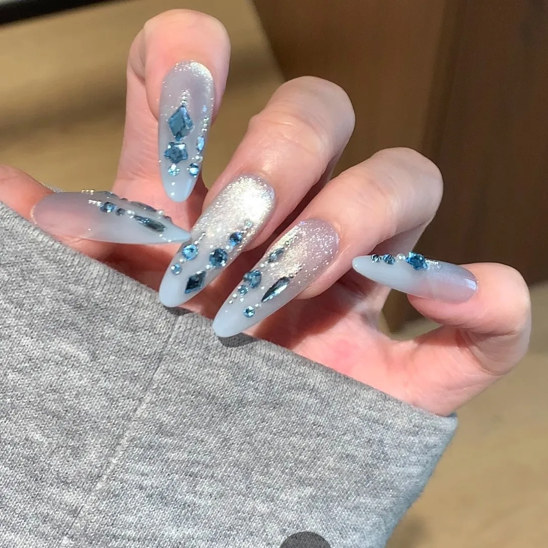 

Light Blue Broken Diamonds Jiangnan Misty Rain Cold Feeling Wearing Armor Custom Nail Piece