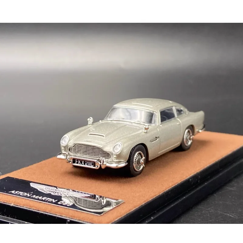 

Масштабная модель автомобиля DB5 в стиле ретро, 1:64, из сплава, статическая, коллекционная, игрушка, подарок, сувенир, декор