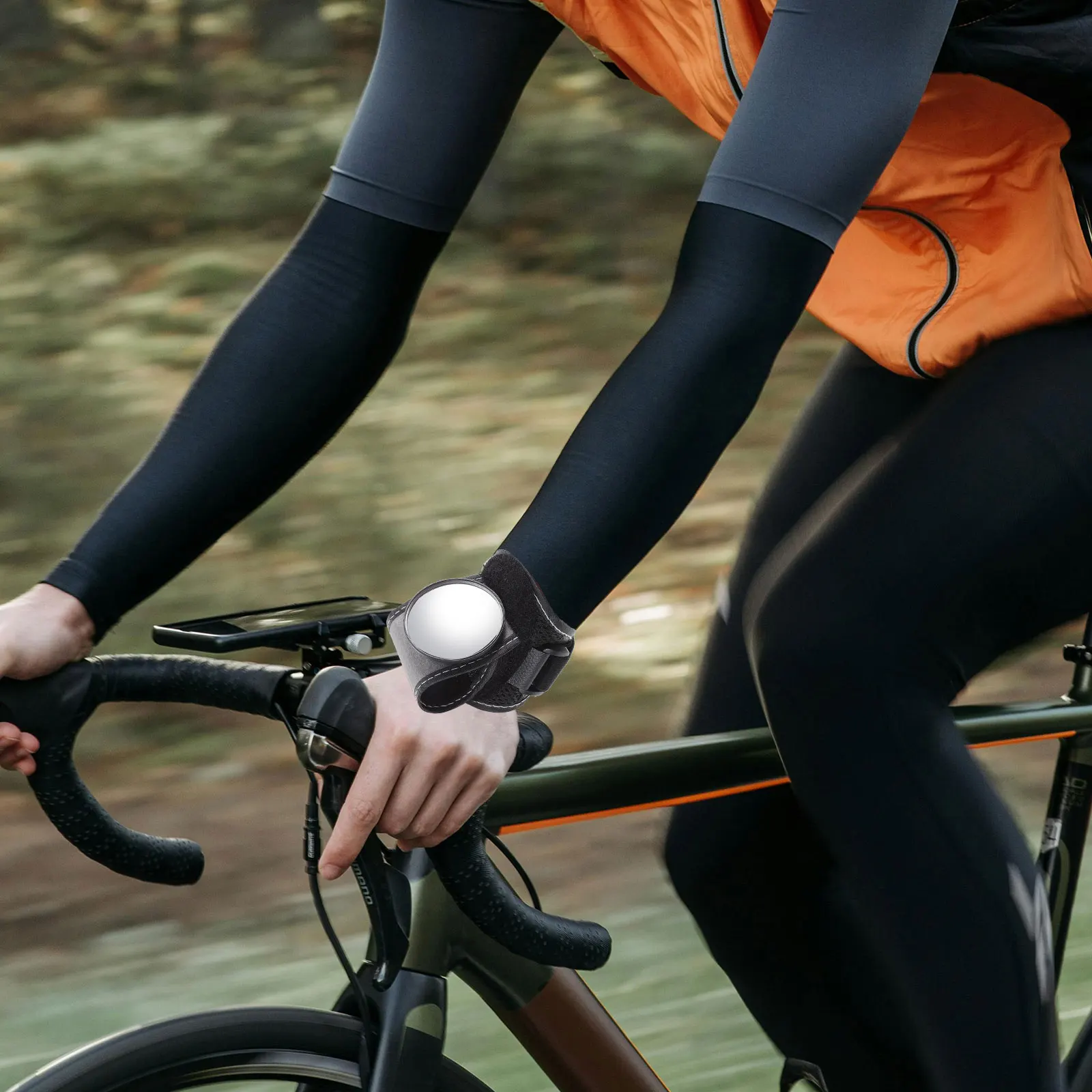 

1 Pcs High Definition Handheld Bicycle Mirror Wrist Strap Bike Rearview Mirror Adjustable Safety Cycling Reflective Bike Gear