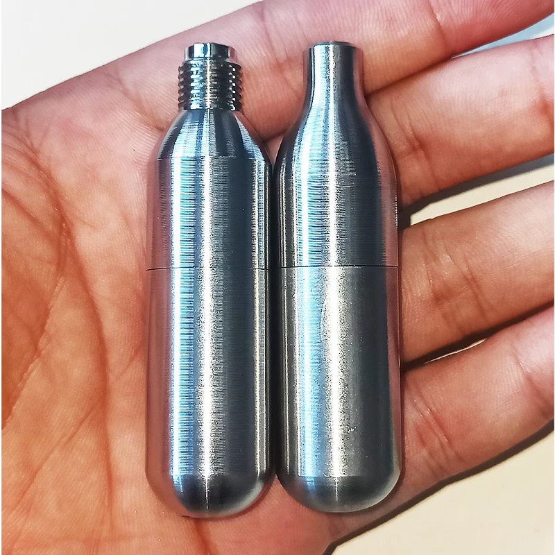 

Stainless Steel 8g Capsula Refillable CO2 Cartridge for Beer Brewing Bubble Water Sodas Machine Carbonated Soft Drink Travel