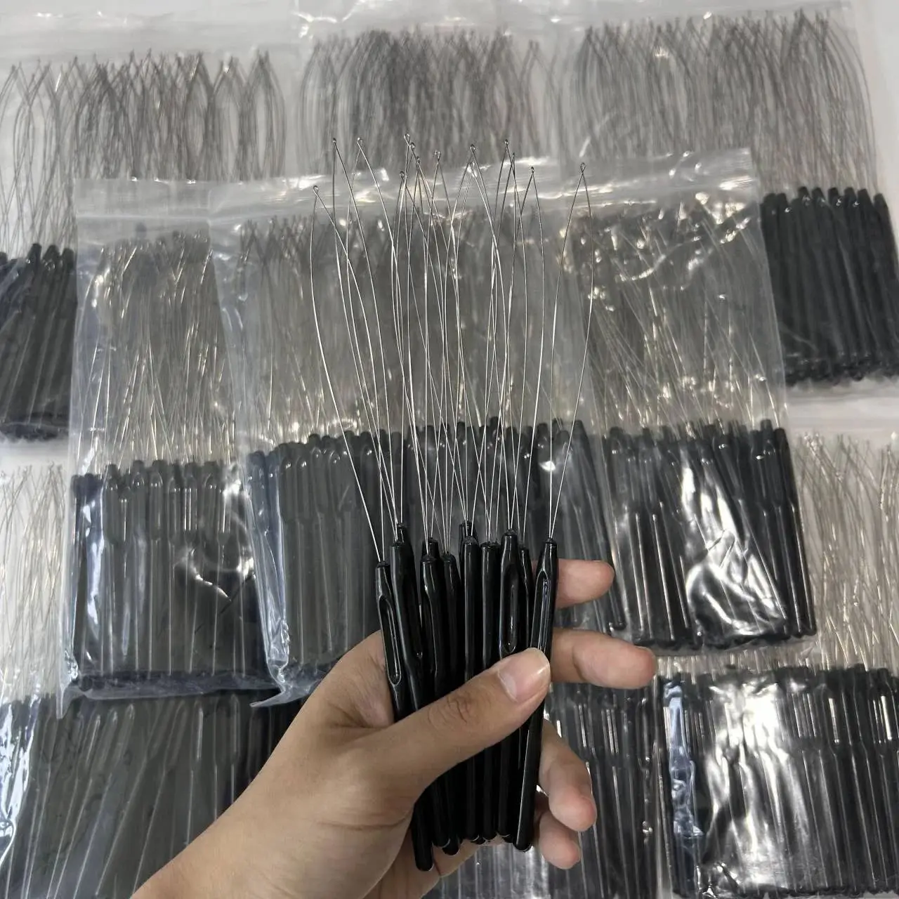 

ARLANY 20 Pcs Hair Extension Pull Through Loop Tool for Hair Tinsel Needle Threader Crochet Hair Extension Beading Device Tool