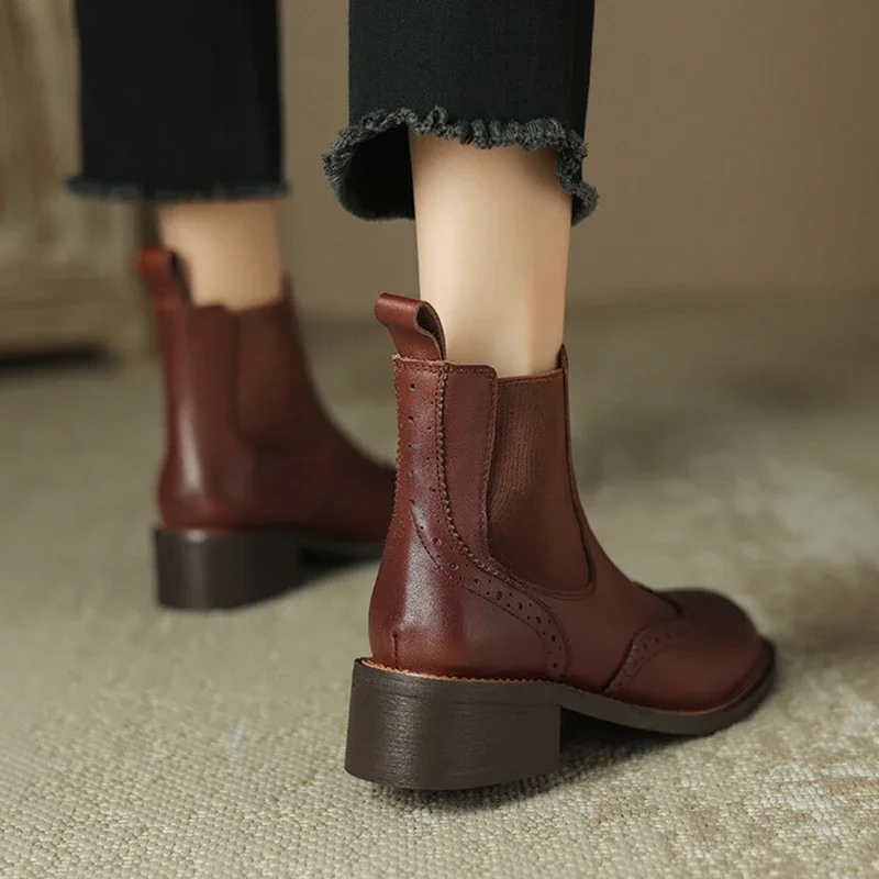 NEW Autumn/Winter Women Boots Round Toe Comfortable Chunky Heel Boots Women Genuine Leather Shoes for Women Brogue Chelsea Boots