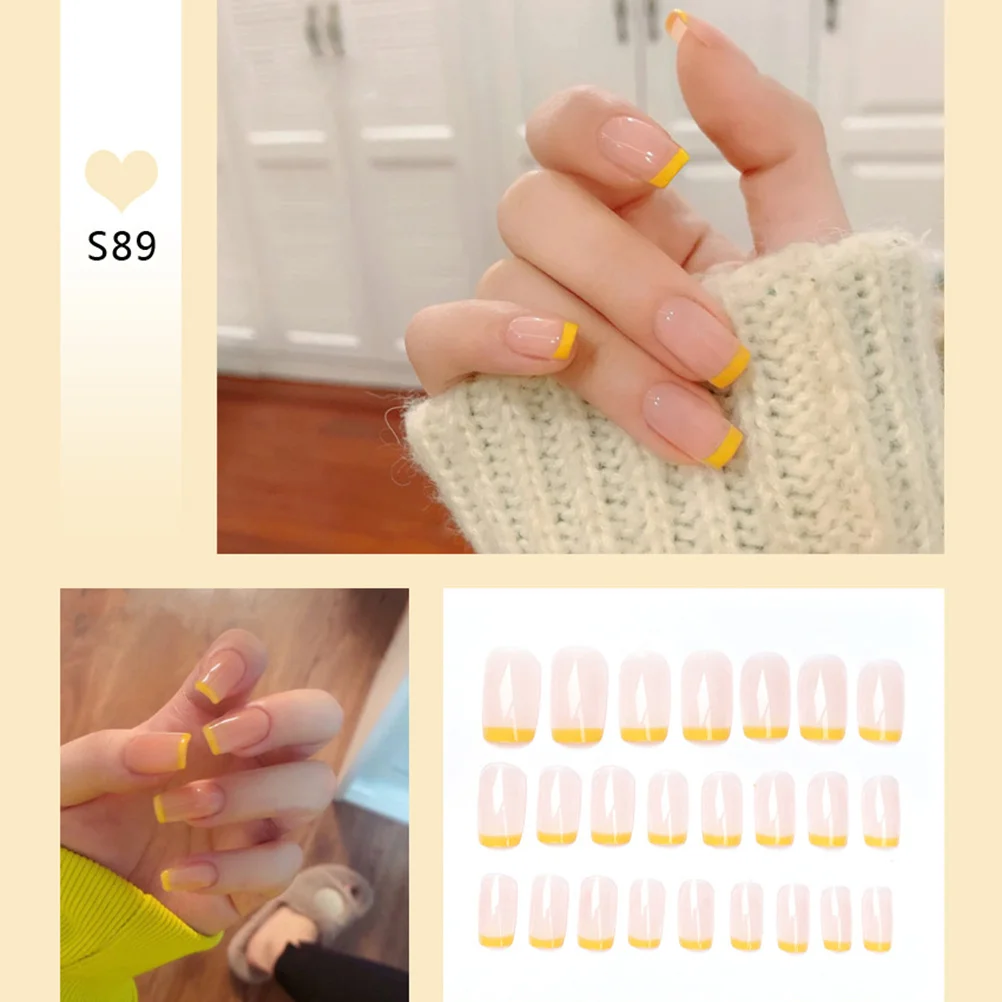 2 セットクリエイティブネイルステッカー DIY アートデカール女性女の子のための長期使用耐久性のあるマニキュア装飾誕生日ホリデーパーティー