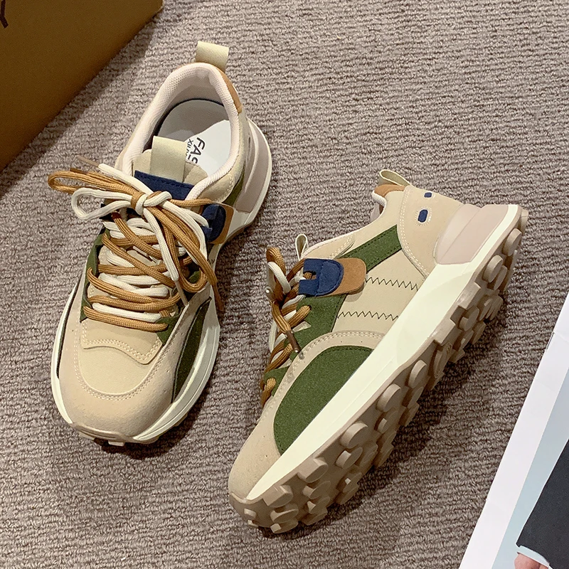 Zapatos retro Forrest Gump de estilo Hong Kong, calzado de cintura pequeña, a la moda, con suela gruesa, para correr, otoño e invierno, 2023