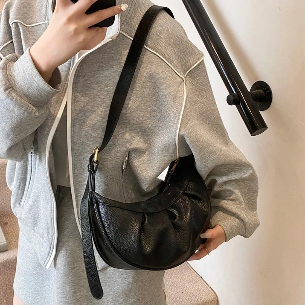

Cute Korean Style Pleated Crossbody Bag Lightweight Solid Color PU Dumpling Bag Handbag Soft Leather Underarm Shoulder Bag Girls