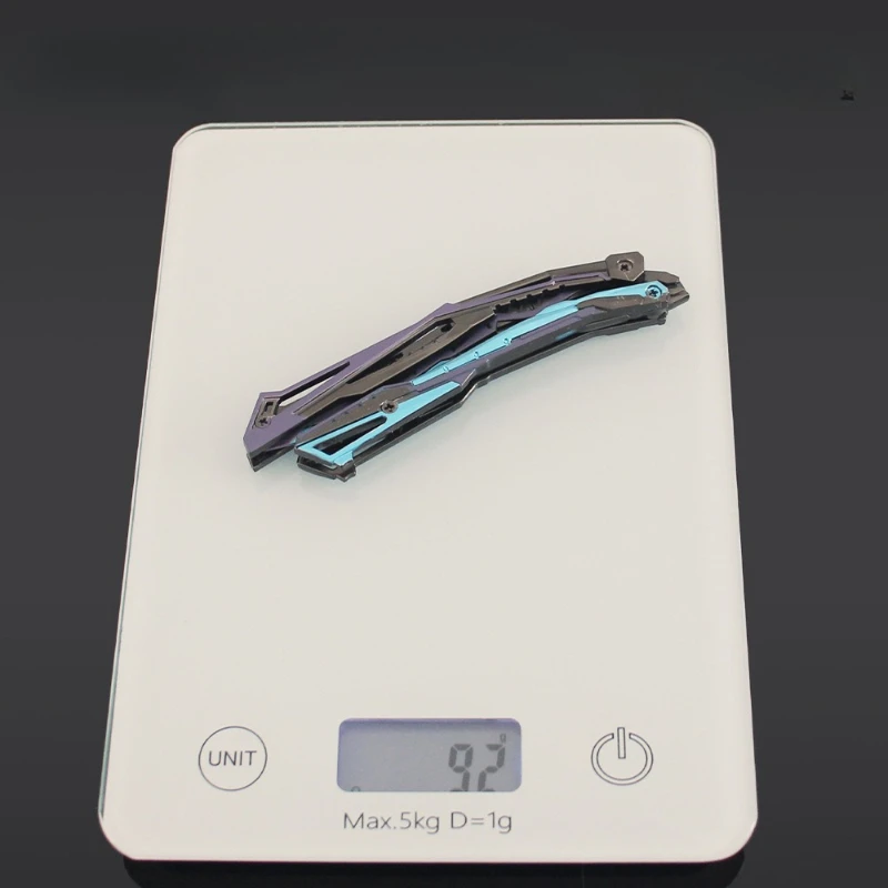 22 センチメートル燃えるような蝶の刃ゲーム周辺機器金属モデル蝶ナイフ武器デスクトップ装飾装飾品誕生日ギフトおもちゃ