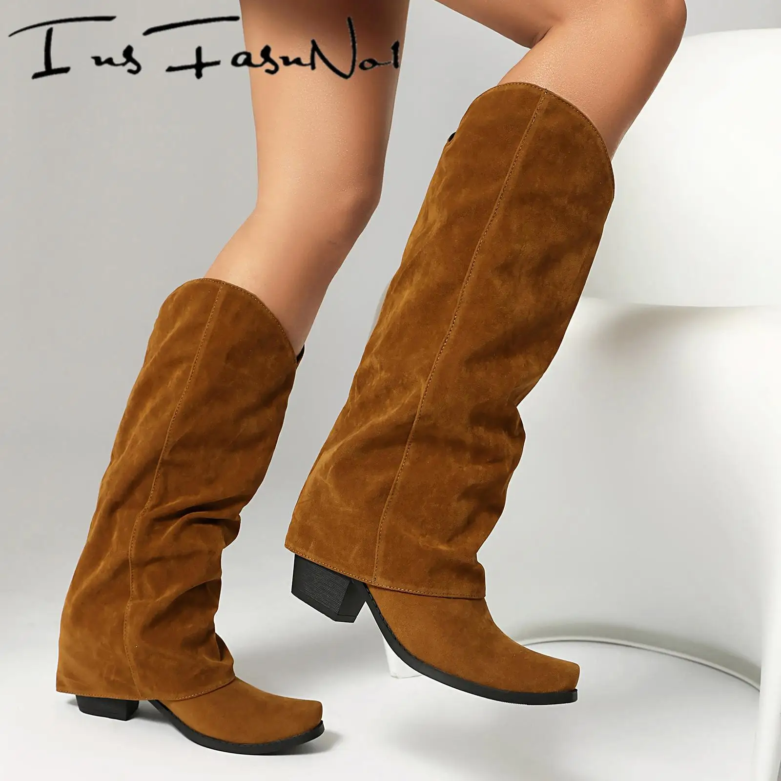 

Дизайнерские ковбойские сапоги в стиле вестерн на платформе на массивном каблуке. Женские универсальные повседневные рыцарские сапоги размера Lagre. Длинные сапоги для подиума с квадратным носком.