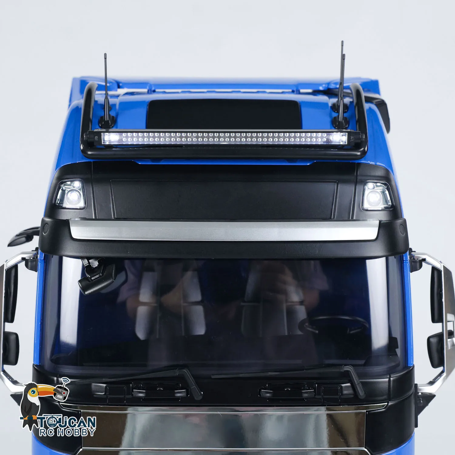 

56375 Customized 4x2 RC Tractor Truck 1/14 Scale 3-speed Car RTR Model with Light Sound Set Remote Control Vehicle Toys THZH1978