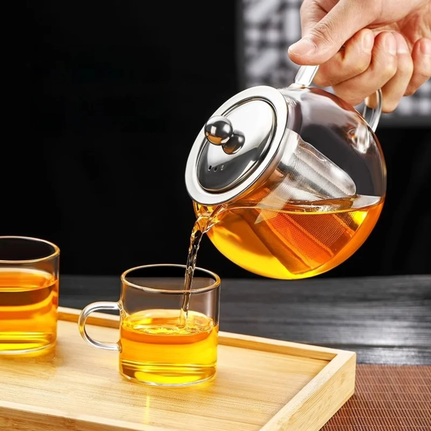 Elevate Your Daily Tea Ritual with a Stunning 650ml Heat-Resistant Glass Kung Fu Chinese Tea Pot. Enhance Your Tea Brewing Exper