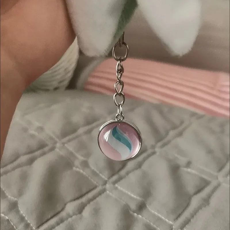 Pokémon Mega Stone Portachiavi Anime Creatività periferica Squisita tendenza versatile Portachiavi sferico Accessori regalo per cartoni animati