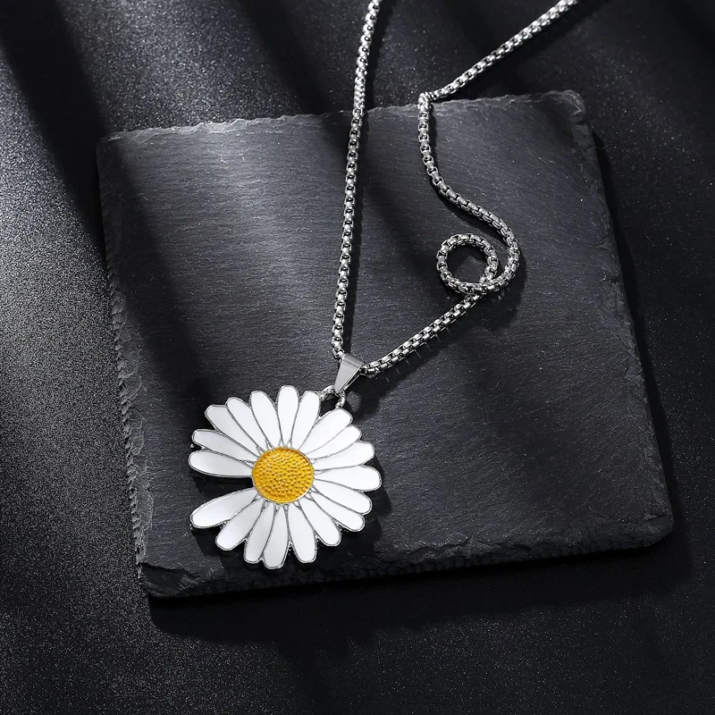 Kpop Idol GD Same Style Daisy Necklace High Quality Fashion Jewelry G-DRAGON Daisy Necklace Accessorie VIP Fans Collection Gifts