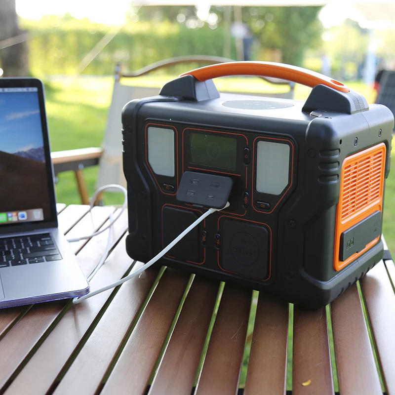 

Outdoor 600W 499.5Wh Rechargeable Lithium Battery Camping US UK Plug TV Portable Power Station with Two Lights