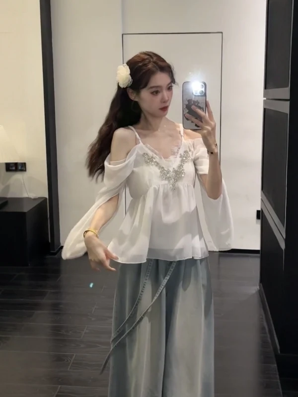 

Unique White One-oulder irt Women's Spring Faion Design Gentle Breeze Off-oulder Top Casual Loose Polyester Long Sve