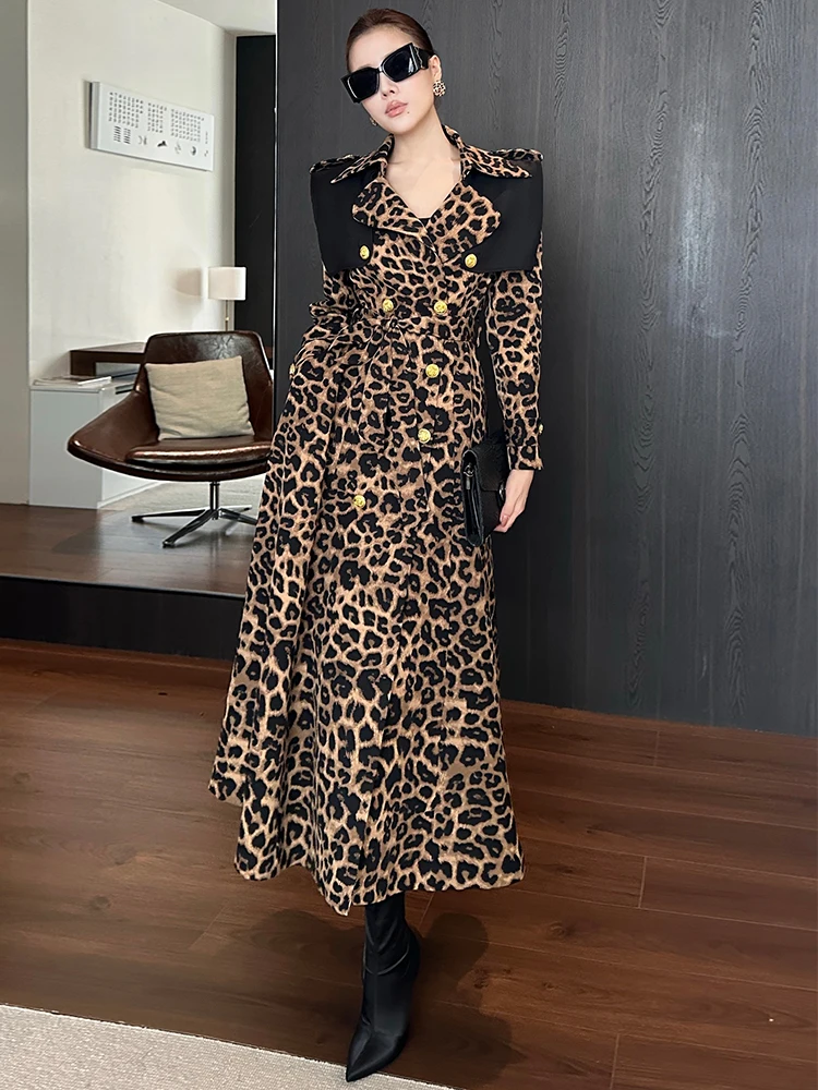 

Классическое длинное пальто с леопардовым принтом и модными вставками, стройнящее фигуру, новинка 2025 года, популярное в этом году, повседневное, с завышенной талией