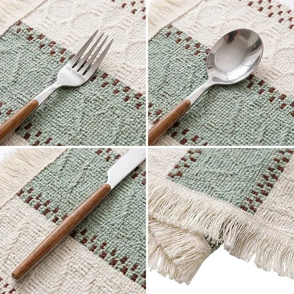 Polyester Placemats 4 Pack with Hollow Woven Texture and Fringe Trim for Heat Insulation Scratch Protection 30 x 45 CM