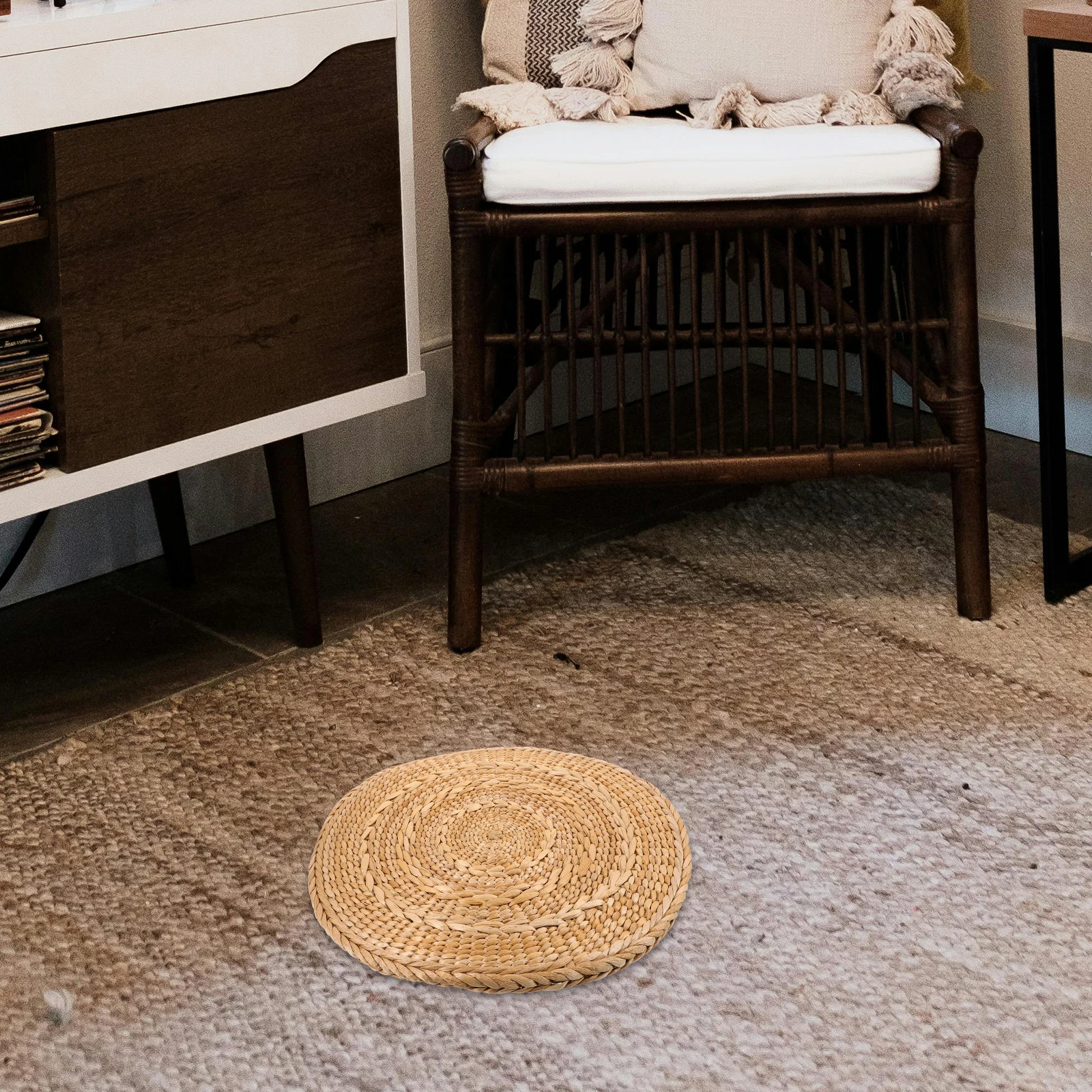 

Straw Woven Seat Cushion Round Mat Floor Pillow Japanese Style Bedroom Cushion Traditional Mats Straw Floor Mat Long Lasting
