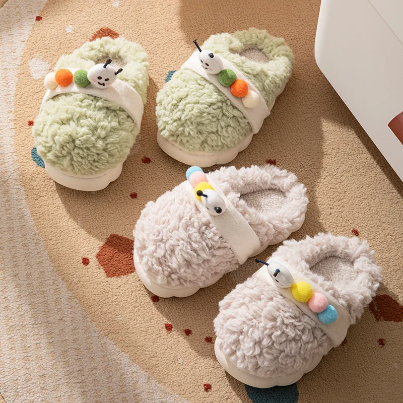 

Childrens winter cold resistant cotton slippers for indoor warmth and anti slip,wearing plush slippers for babies,boys and girls