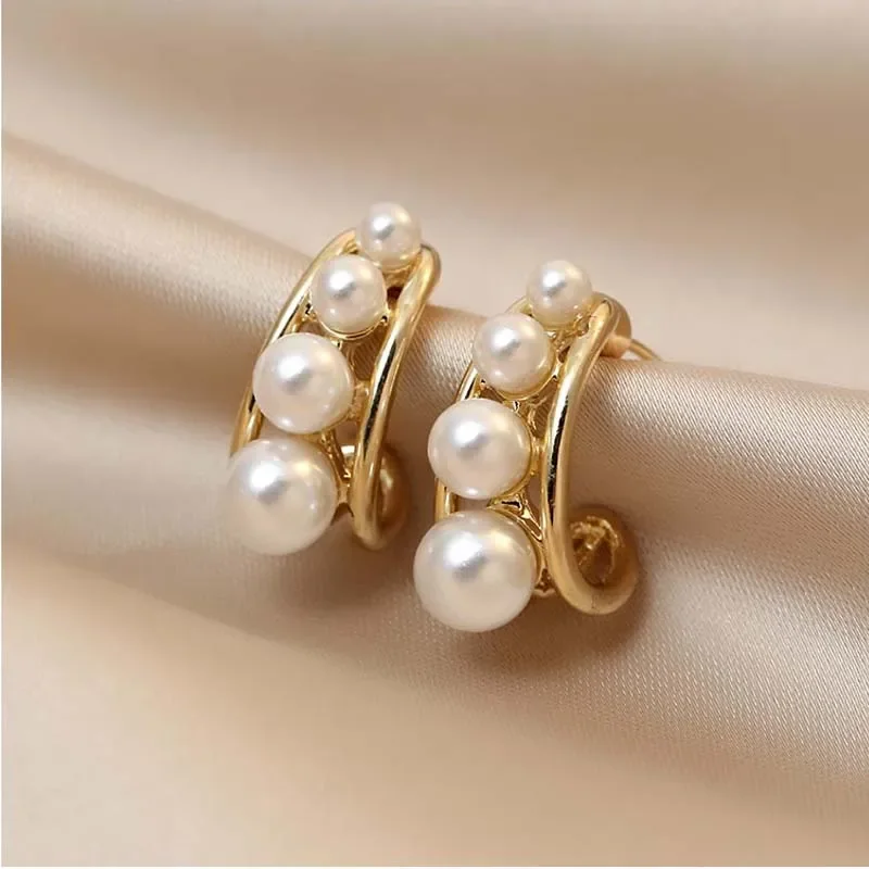 French Retro Imitation Pearl Earrings No Hole Female Korean Simple Temperament C Shaped Pearl Clip on Earrings Without Piercing