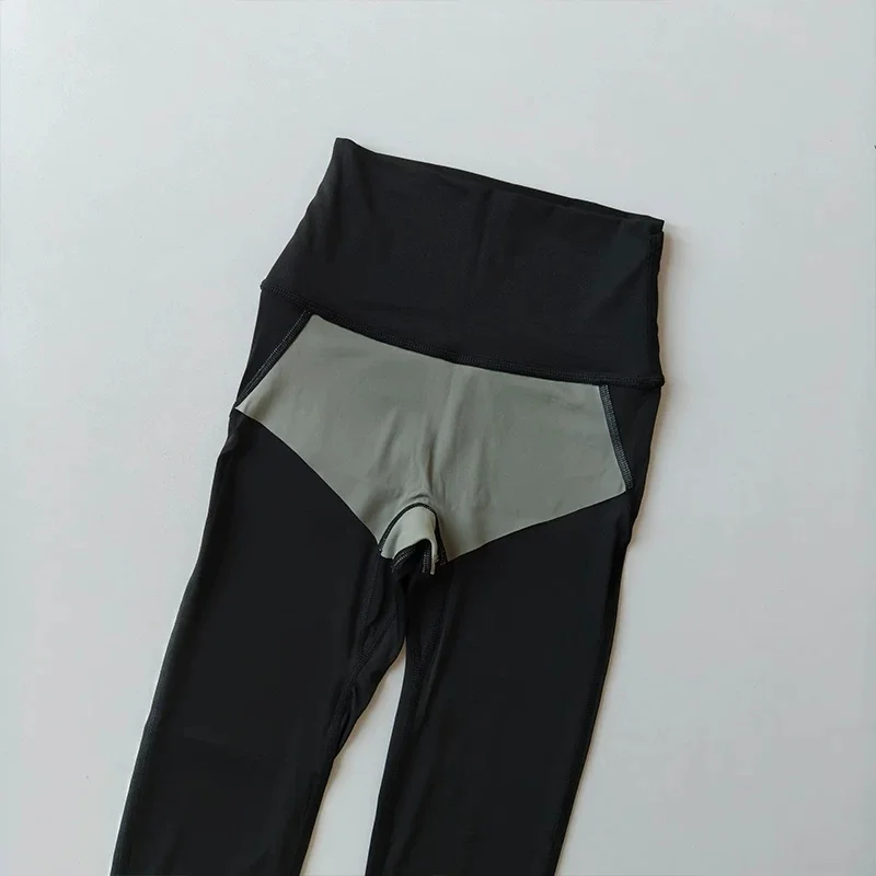 Damen-Stretch-Leggings mit hoher Taille, integriertem Innenfutter, ohne Unterwäsche, Scrunch-Design, Po-Lifting-Effekt, Yoga-Hose für Pilates und Workout – Detail 9