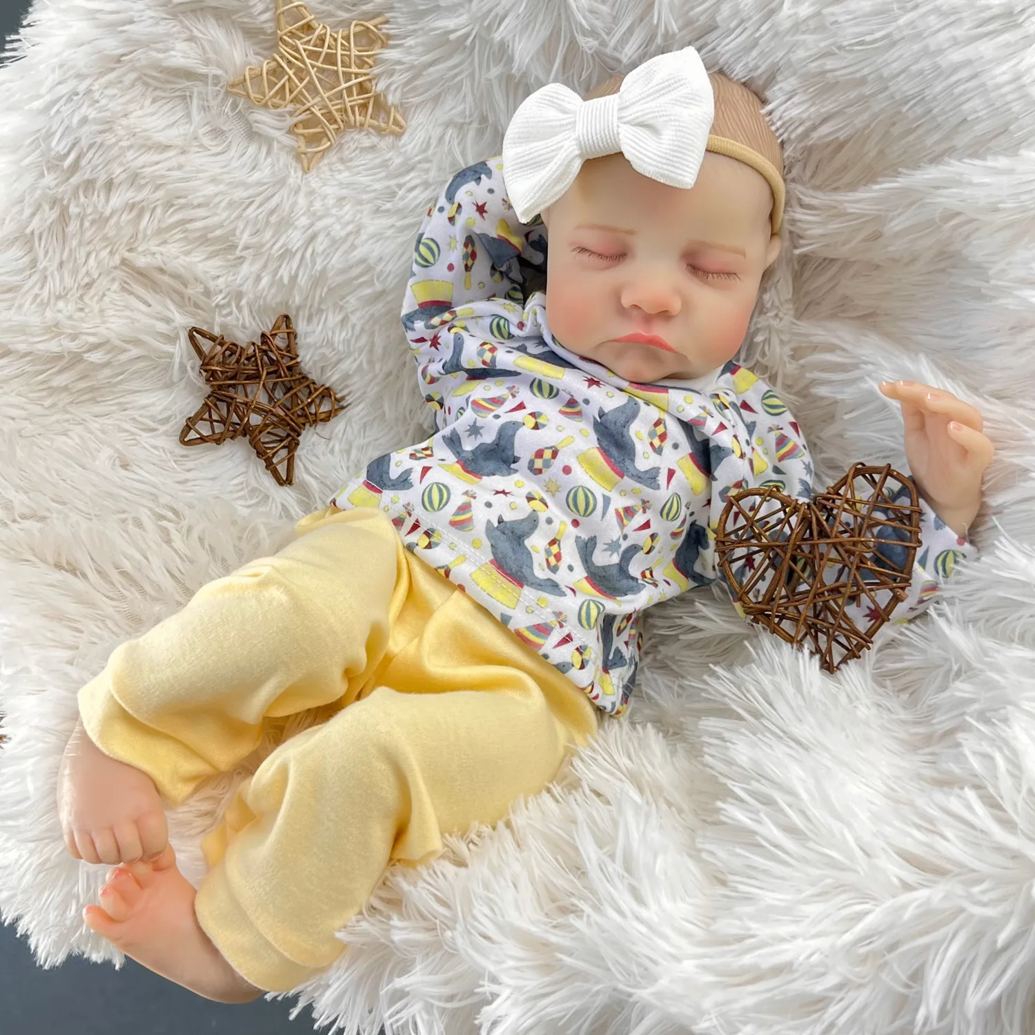 

Кукла BZDOLL 19 дюймов (48 см) реалистичная, спящая, с тканевым телом, 3D-эффектом кожи, модный подарок на день рождения для девочек