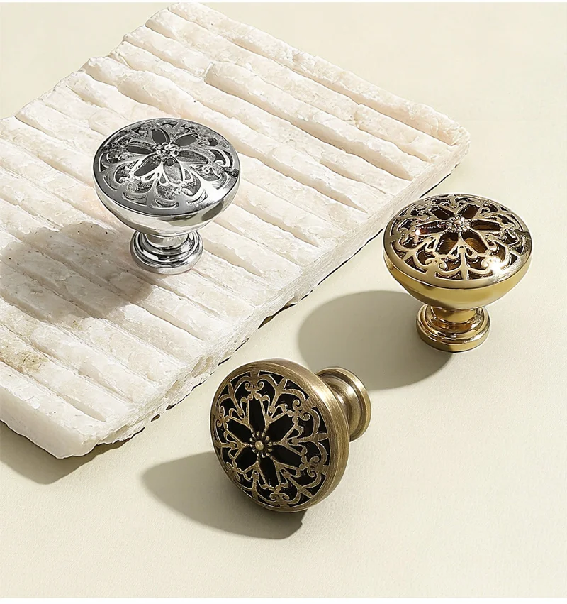American Retro Drawer Wardrobe Pulls Single-hole Brass Bronze Cabinet Door Handles Hollowed Kitchen Shoe Cupboard Closet Knobs