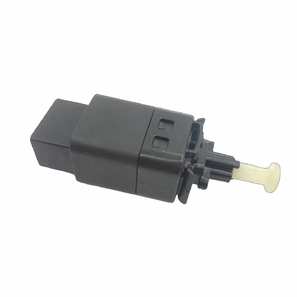 Stop Light Switch for Great Wall C50 M2 M4 HAVAL HOVER H5 H6 H7 H8 H9 Wingle5 Brake Light Button Switch Car Accessories
