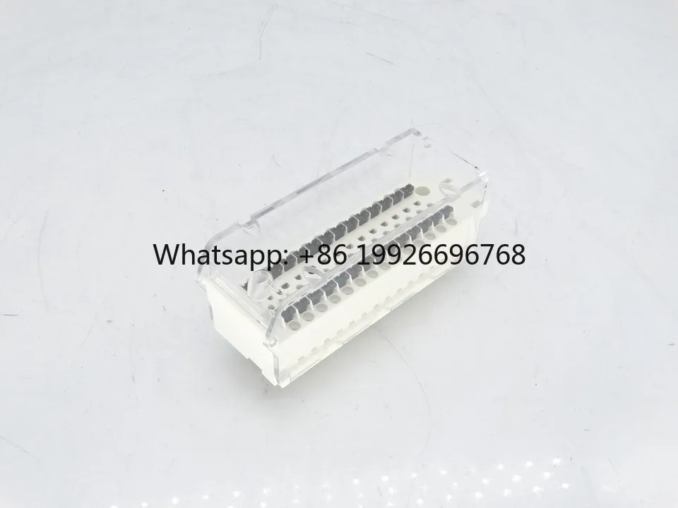 PLC ELECTRIC BMXFTB2820 TERMINAL BLOCK