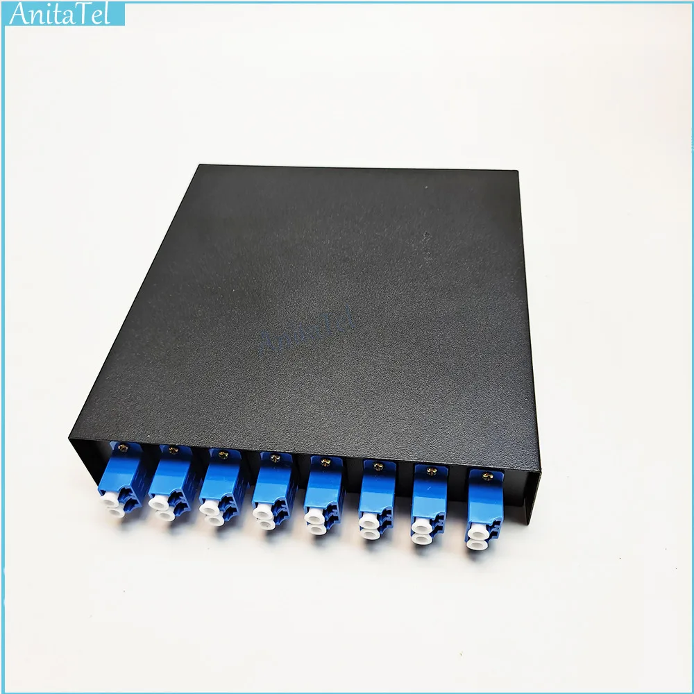 

Волоконно-оптическая клеммная коробка Оптическая патч-панель CATV 8-ядерный настольный тип LC FPC с адаптером-косичкой