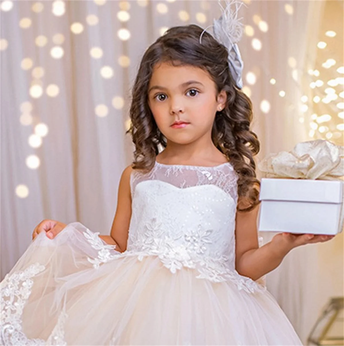 Elegance Flower Girl Dress Fluffy Tulle Lace Princess Wedding Prom Wear Ball Cute Child First Communion Birthday Party Gowns