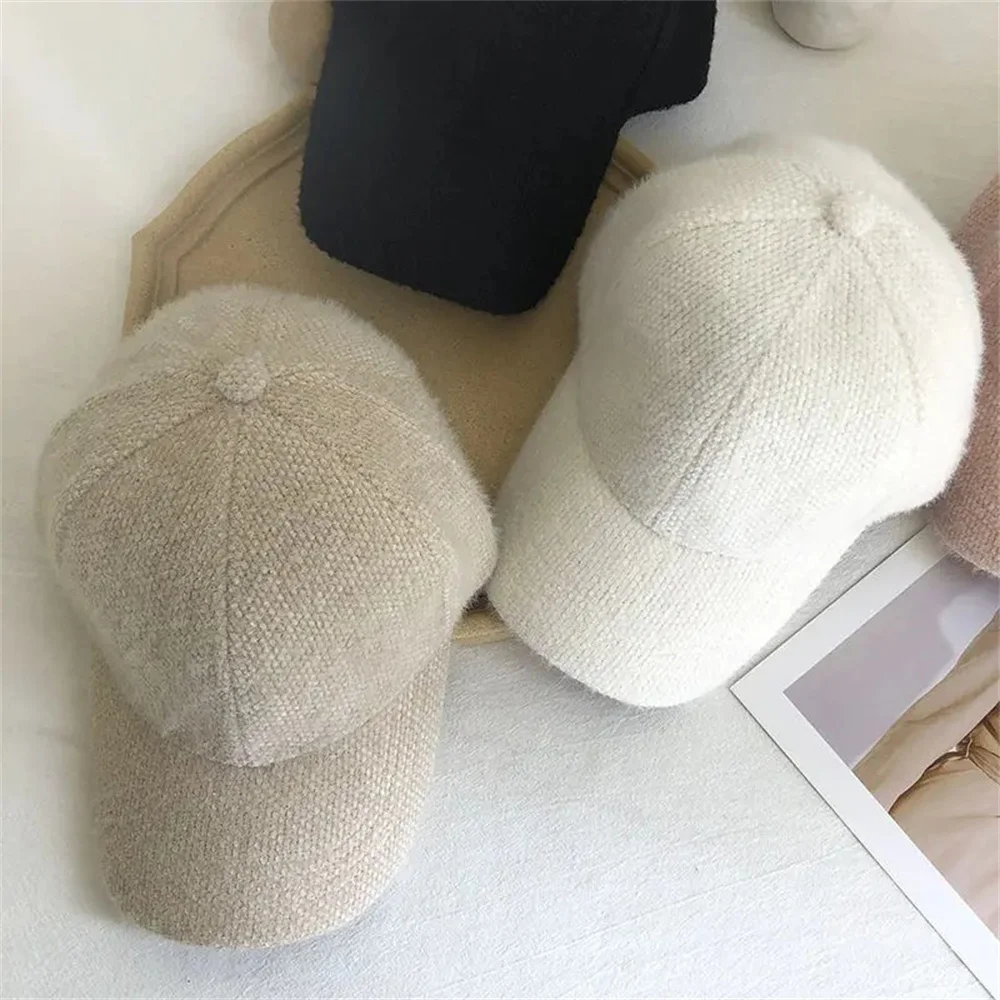 Autumn Winter Solid Color Baseball Cap Women Cony Hair Women Visor Hat White Black Warm Cap Plush Baseball Caps Mink Velvet Cap