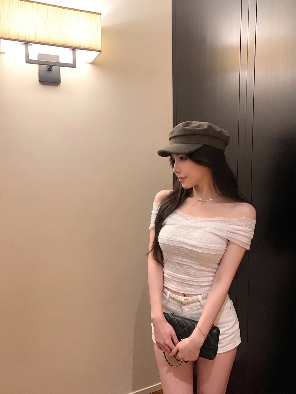 

Kumikumi Sexy Girl Style White Lace One Shoulder Short Sleeve T-Shirt Women's Fashionable Slim Fit Summer Top