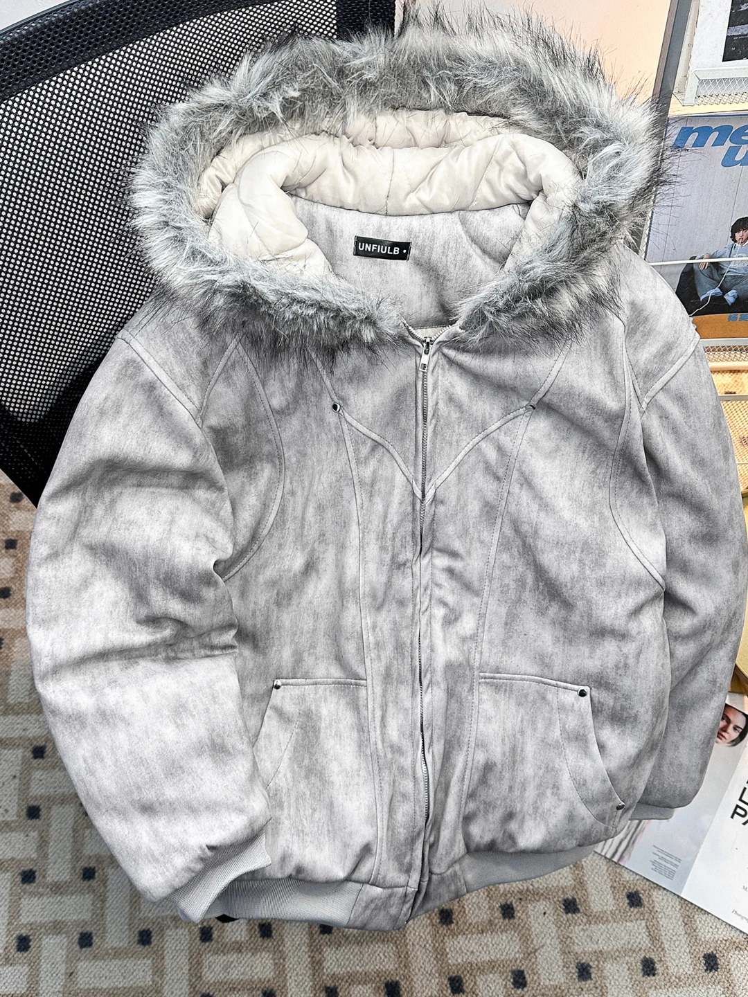 

Мужская зимняя куртка-пуховик с капюшоном и меховым воротником, теплая, из хлопка, в американском стиле, трендовая