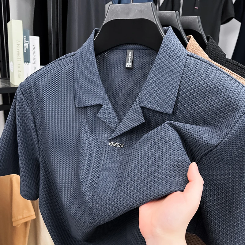 

Уникальный жаккардовый короткая рубашка Polo чистый цвет мода новая летняя ледяной шелк воздухопроницаемая футболка личность Перевернутый воротник мужское одежда