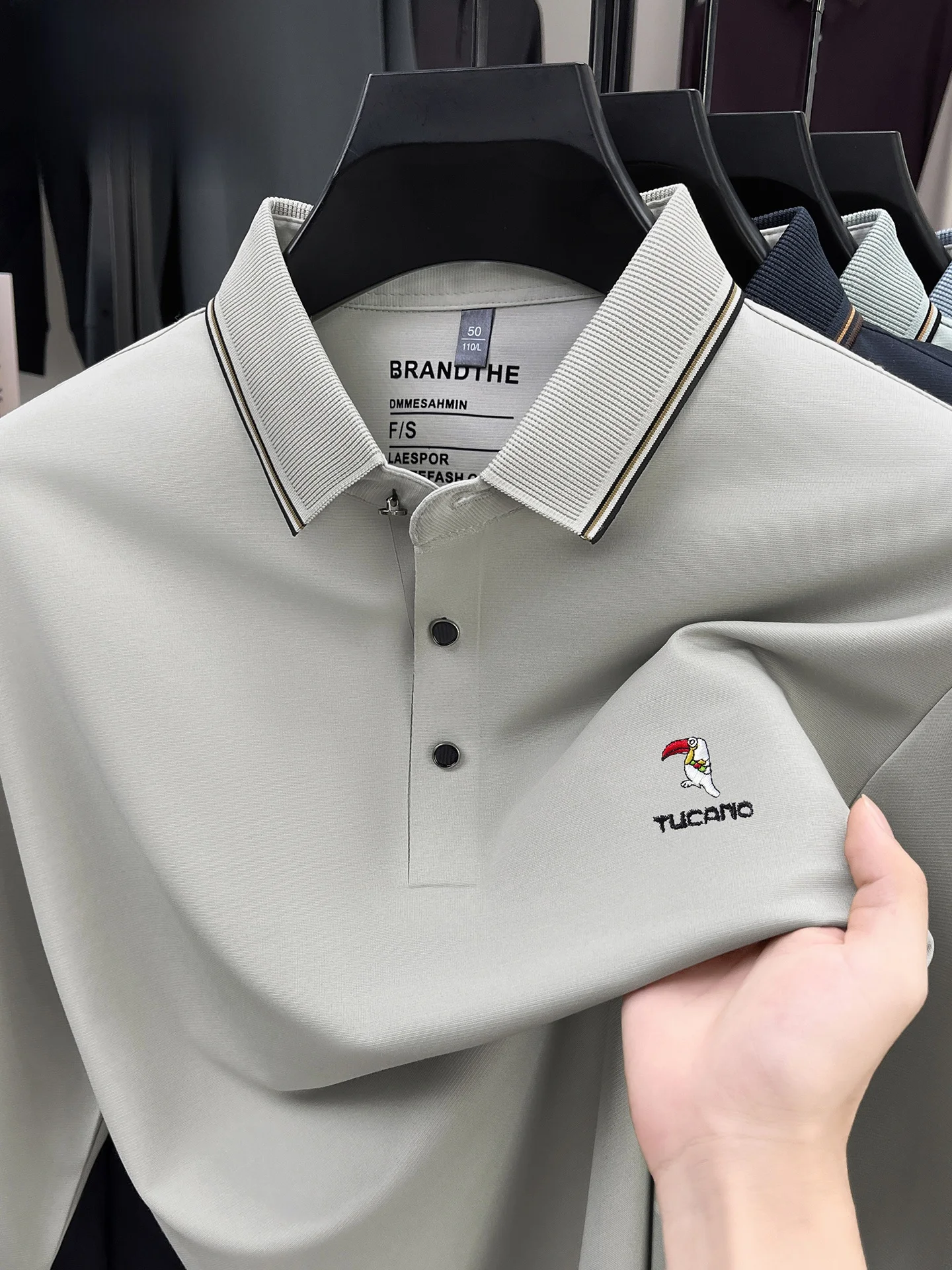 Camisa Masculina TUCANO de Seda Manga Longa Casual com Gola Dobrável para Negócios - Nova Coleção Primavera Ajuste Slim