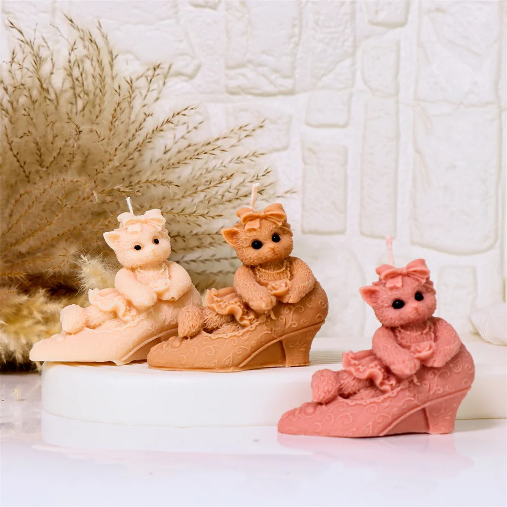 

High Heels Bear Aromatherapy Silicone Candle Mold Bow Bear Standing Rooster Plaster Resin Molds Candle Making Supplies