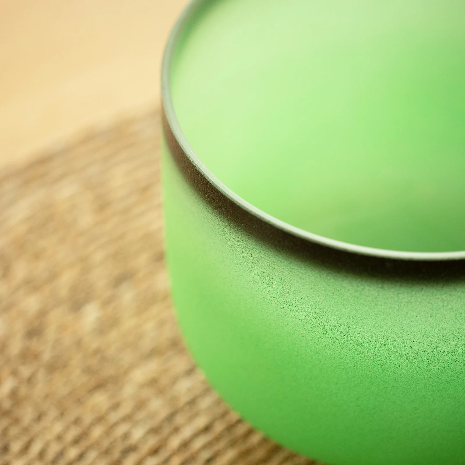 وعاء الموسيقى الكريستالي Hye-eun 440hz/432hz F Note Heart Chakra باللون الأخضر مقاس 9 بوصة مع مطرقة مطاطية، حلقة دائرية لبطانة الطاقة