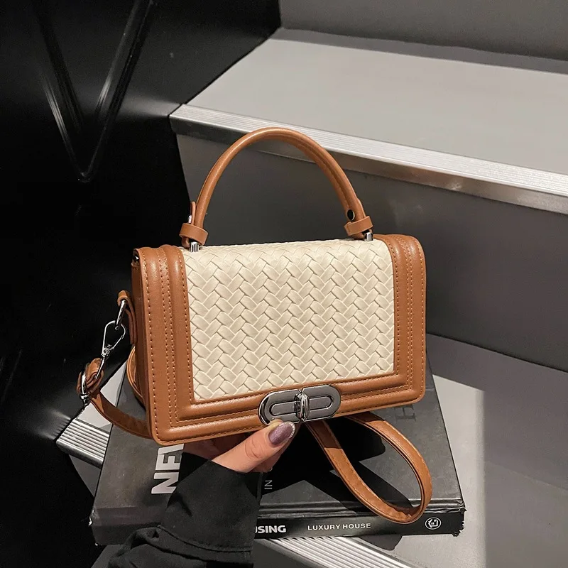 

Модная тканая маленькая квадратная сумка, универсальная сумка через плечо контрастного цвета