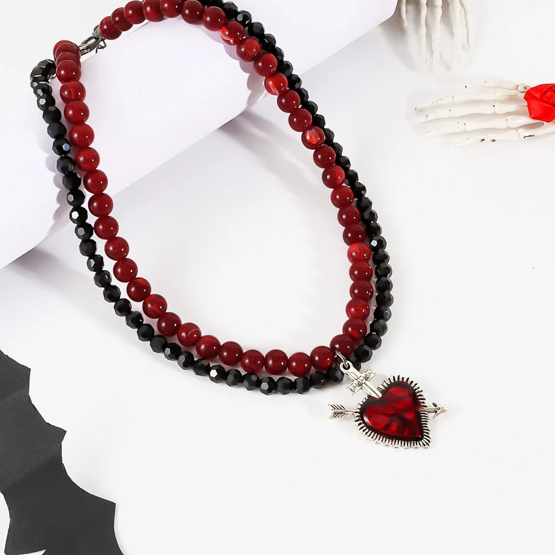 DIY accessories Cross-border fashion jewelry double-layer design sense of love pendant personalized gothic beaded necklace NK248