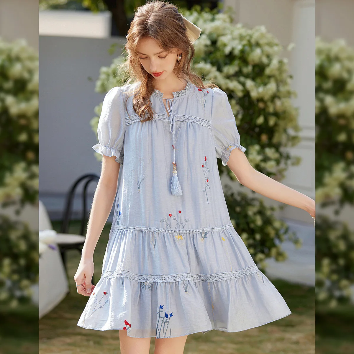 LOUIS YAO 2025 Summer Sweet Embroidered Bubble Sleeve Dress Fresh Tassel Lace Round Neck Loose Women's Dress
