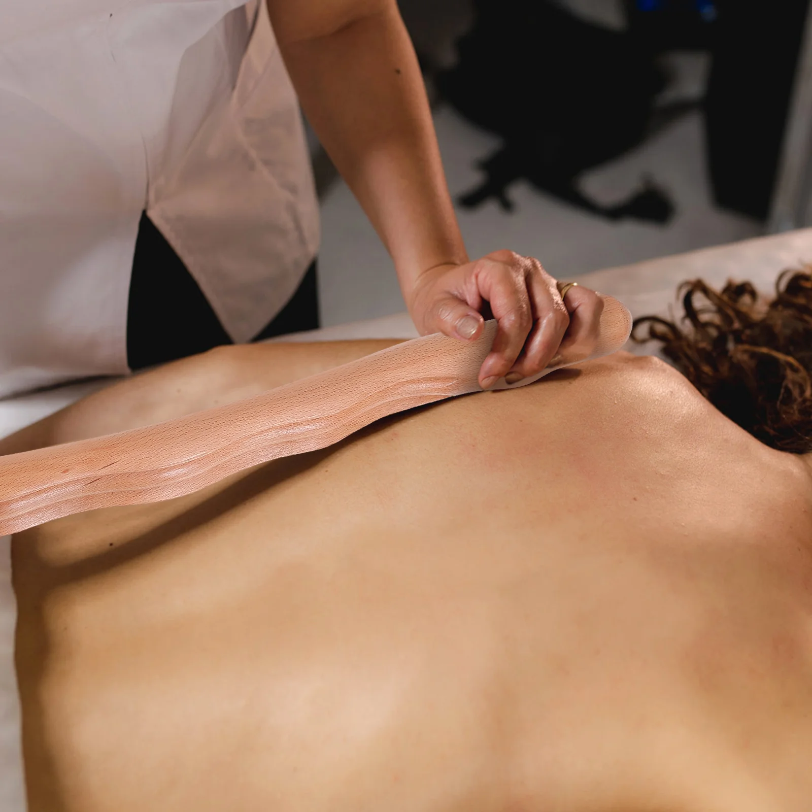 

1Pcs Beech Wood Massaging Rod Durable Relax Muscle Contraction Tool Body Pain Relief Massage Bar for Legs Neck Shoulders