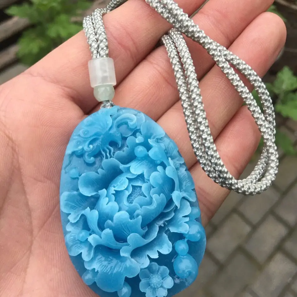 Natural Original Stone Tianhe Stone Butterfly Love Flower Palace Wind Glacier Blue Pendant Goddess Flower Blossom Wealth Pendant