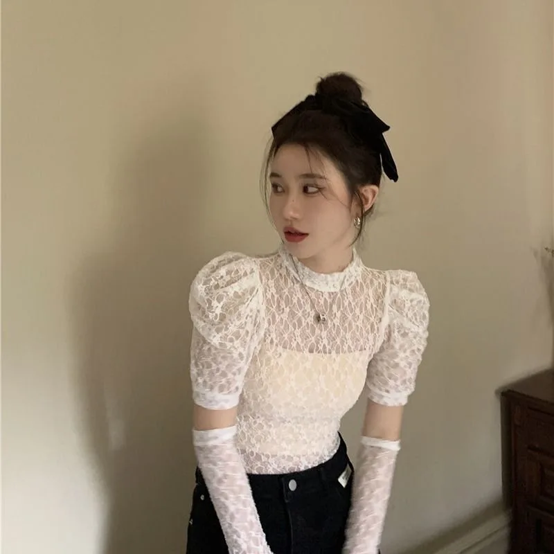 Korean Retro Sweet Mesh Lace Top Women Bubble Sleeve Stand Collar Hollow Out Slim Summer Chic Female Temperament Fashion Wear