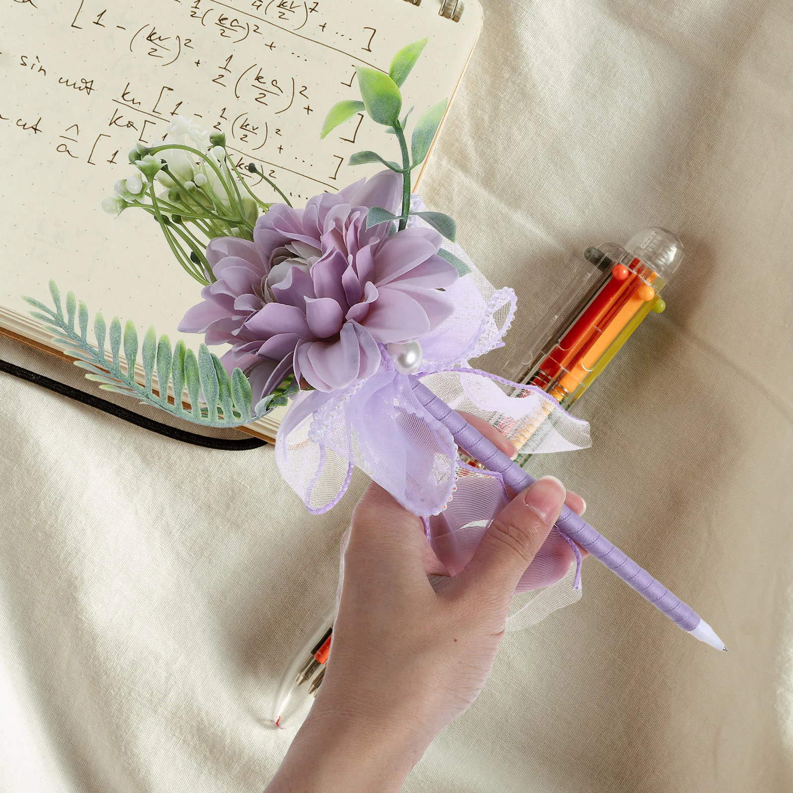 

Floral Writing Pen Artificial Flower Bouquet Design Long Lasting Preservation Comfortable Hold Delicate Ballpoint Pen